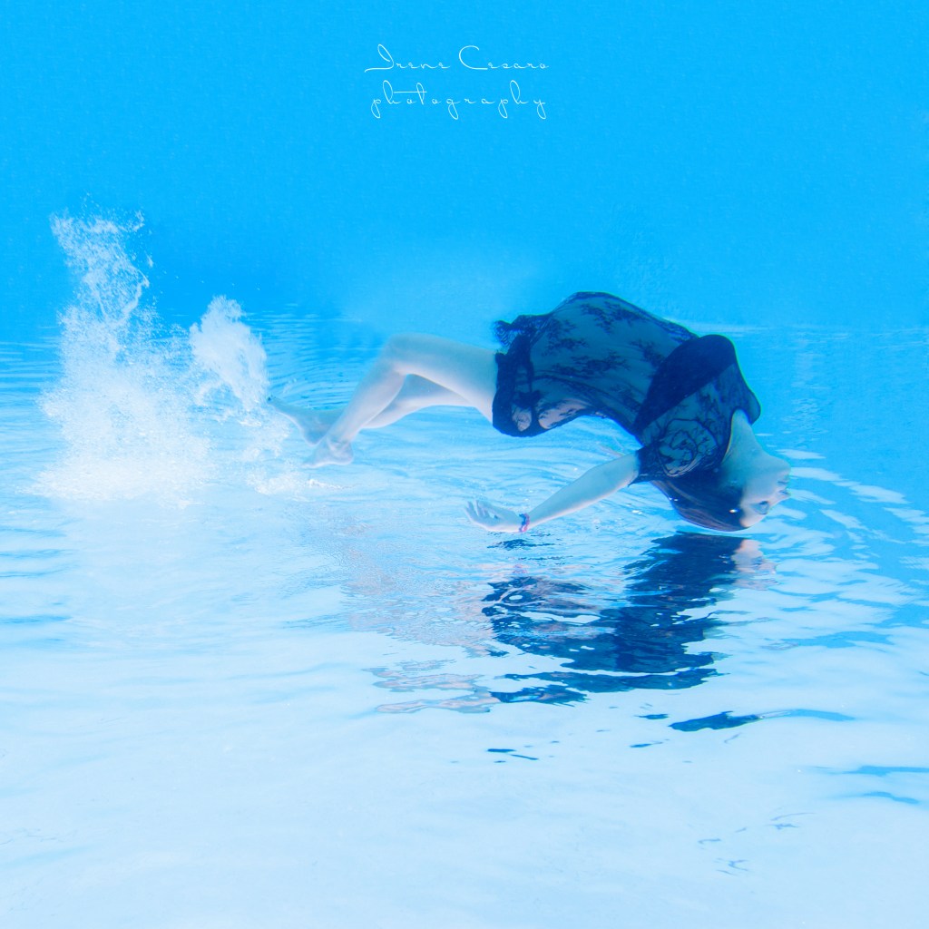 underwater maternity